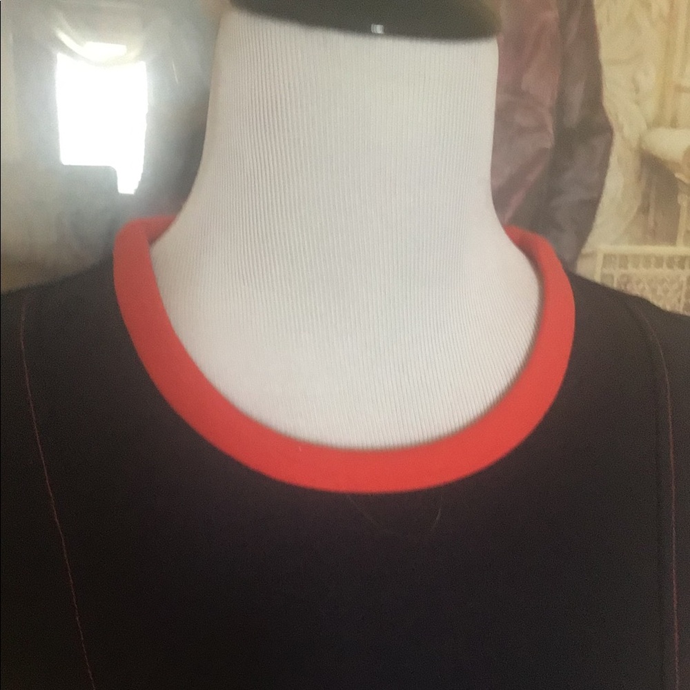 Dress - Picture 2 of 4